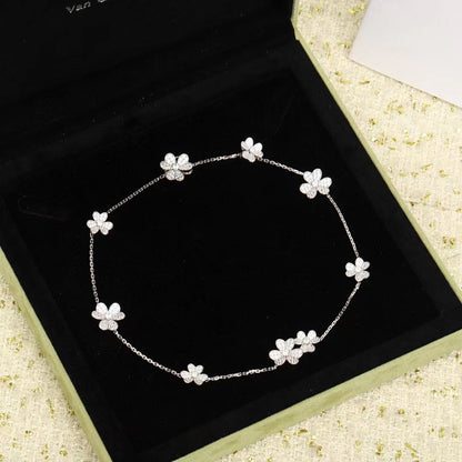 [BloomBling]FRIVOLE SILVER 9 FLOWERS NECKLACE