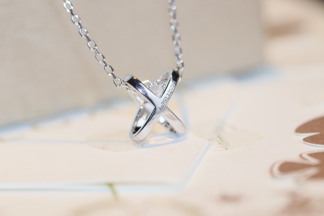 [BloomBling]JEUX DE DIAMOND NECKLACE