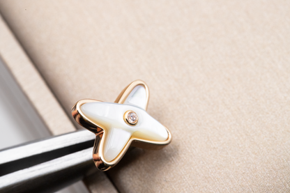 [BloomBling]JEUX DE WHITE MOP PINK GOLD DIAMOND EARRINGS