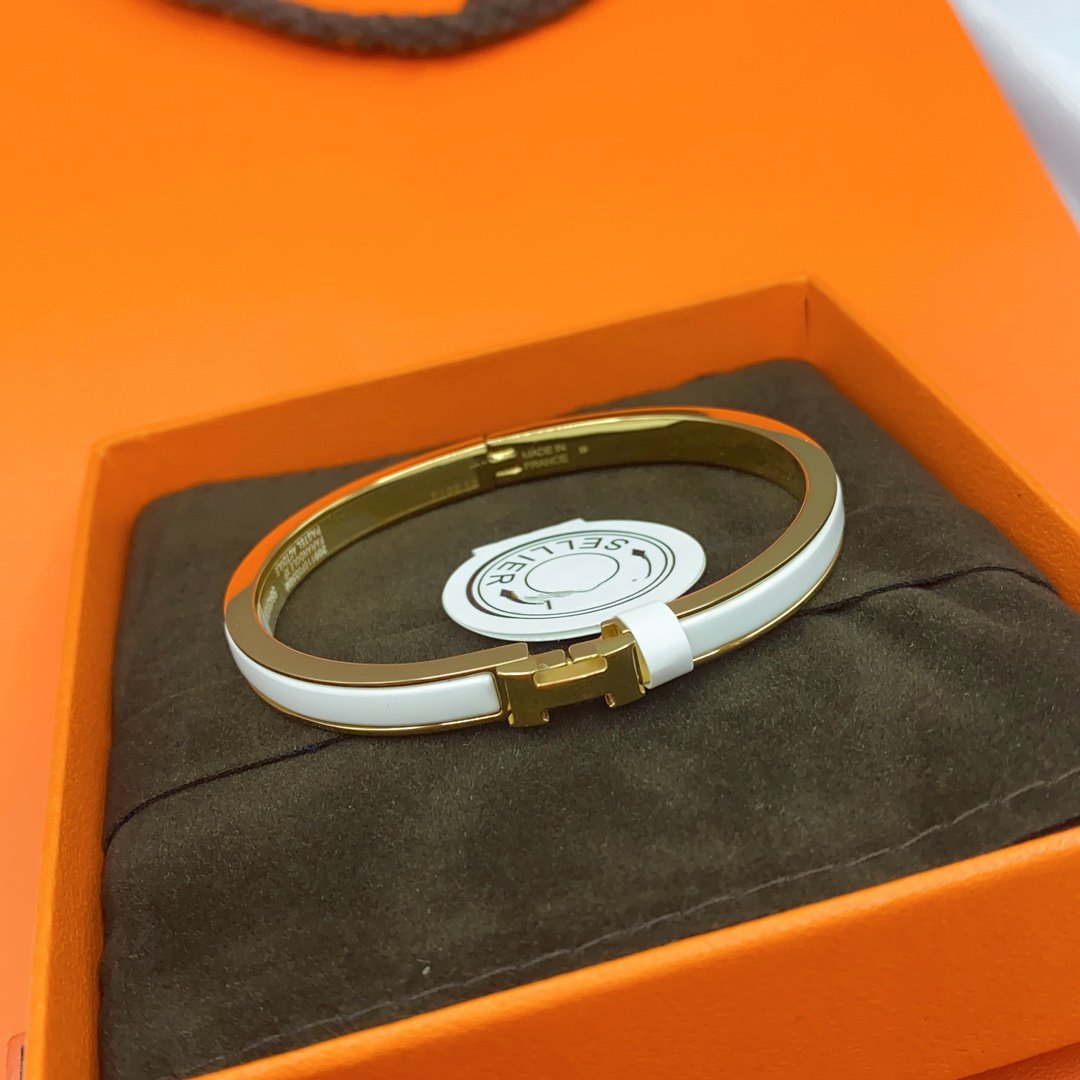 [BloomBling]CLASSIC HM CLIC WHITE 8MM ENAMEL BRACELET