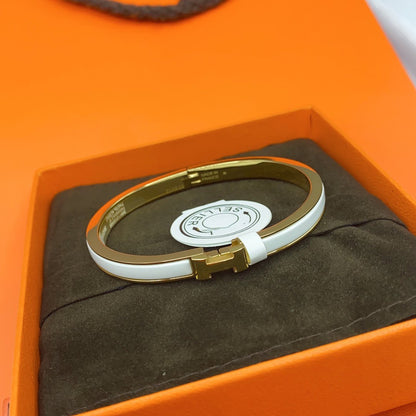 [BloomBling]CLASSIC HM CLIC WHITE 8MM ENAMEL BRACELET