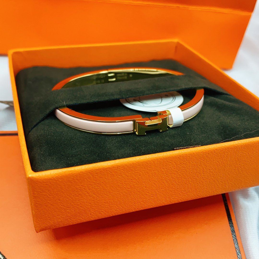 [BloomBling]CLASSIC HM CLIC  PINK 8MM ENAMEL BRACELET
