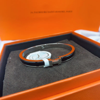 [BloomBling]CLASSIC HM CLIC BLACK 8MM ENAMEL BRACELET