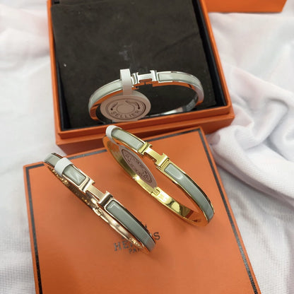 [BloomBling]CLASSIC HM CLIC GREEN 8MM ENAMEL BRACELET