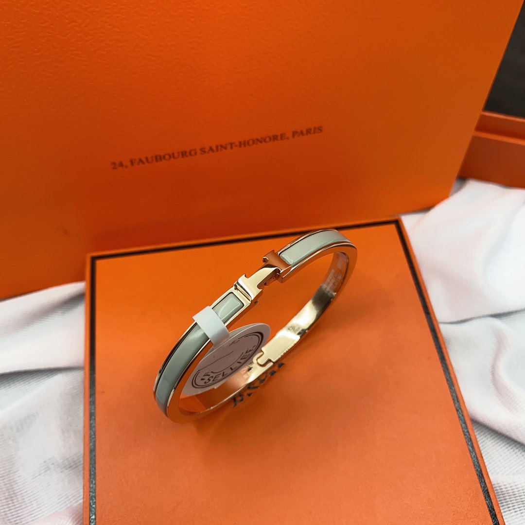 [BloomBling]CLASSIC HM CLIC GREEN 8MM ENAMEL BRACELET