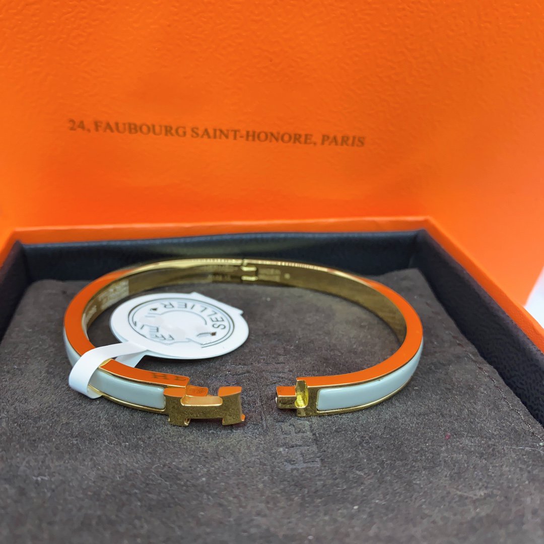 [BloomBling]CLASSIC HM CLIC GREEN 8MM ENAMEL BRACELET