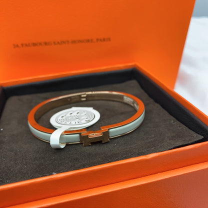 [BloomBling]CLASSIC HM CLIC GREEN 8MM ENAMEL BRACELET