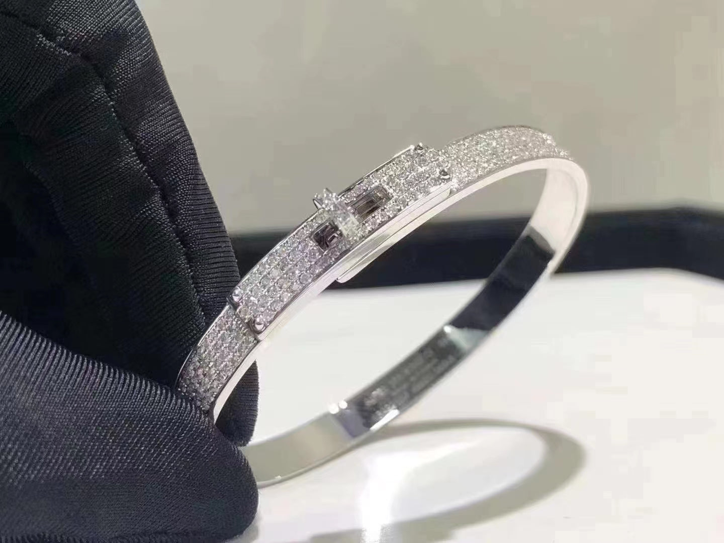 [BloomBling]HM KELLY BRACELET IN SILVER AND FULL PAVE DIAMOND