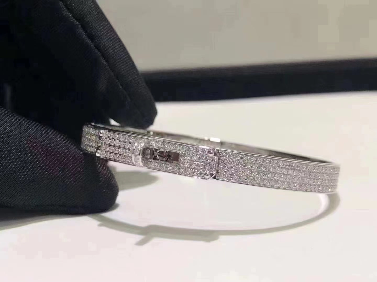 [BloomBling]HM KELLY BRACELET IN SILVER AND FULL PAVE DIAMOND