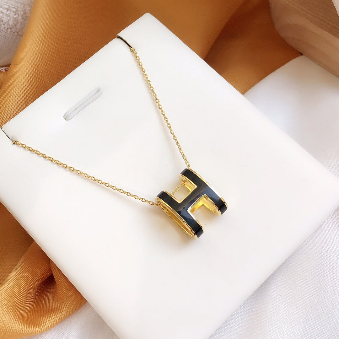 [BloomBling]HM CLIC BLACK ENAMEL GOLD NECKLACE