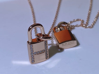 [BloomBling]HM ADVANCED NICHE LOCK HEAD NECKLACE DIAMONDS