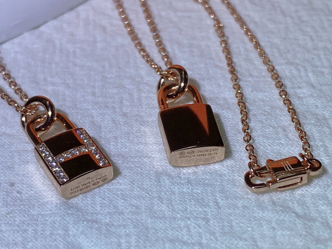 [BloomBling]HM ADVANCED NICHE LOCK HEAD NECKLACE DIAMONDS