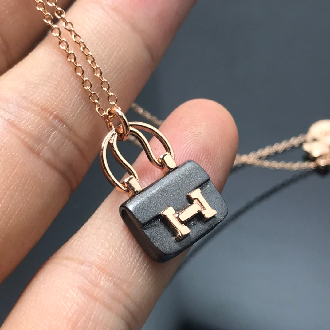 [BloomBling]WOMEN'S HM AMULETTES CONSTANCE PENDANT NECKLACE