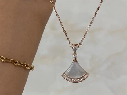 [BloomBling]DREAM NECKLACE MOP PINK GOLD DIAMOND