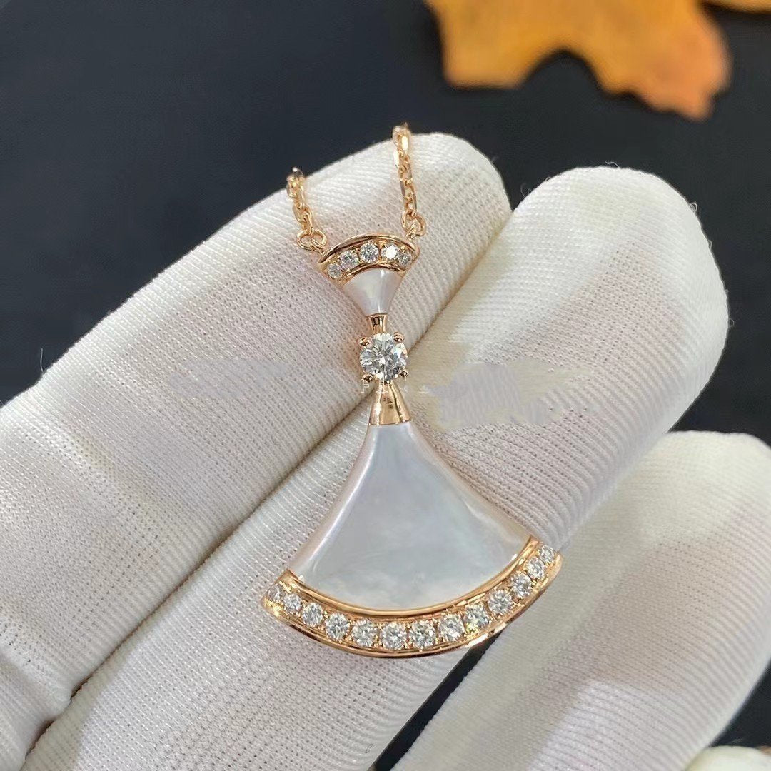 [BloomBling]DREAM NECKLACE MOP PINK GOLD DIAMOND