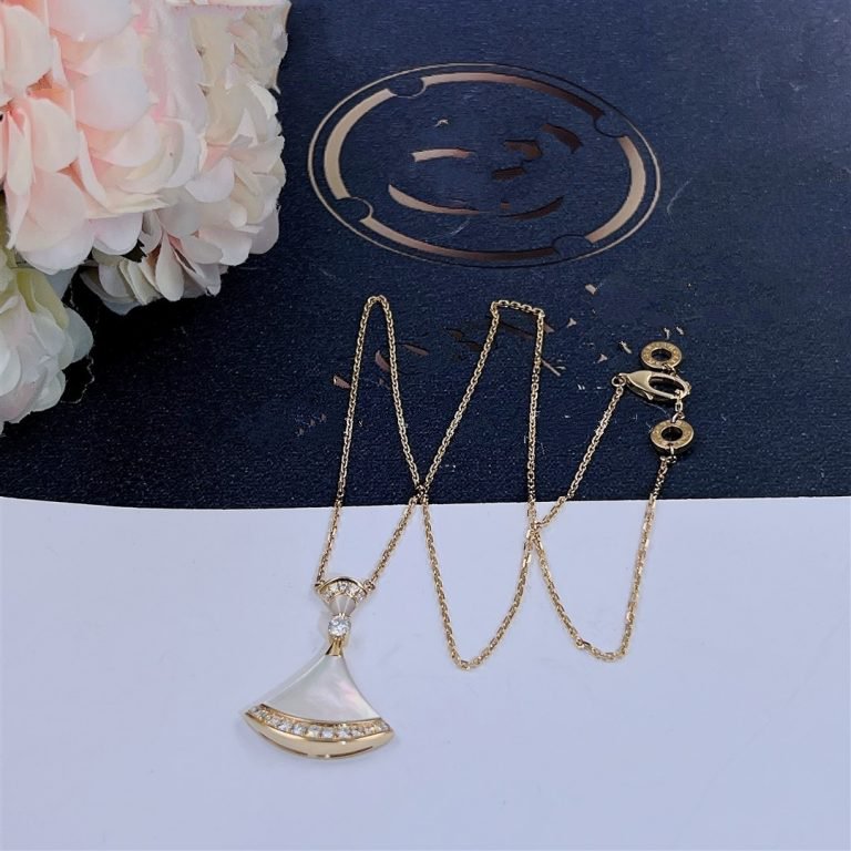 [BloomBling]DREAM NECKLACE MOP GOLD DIAMOND