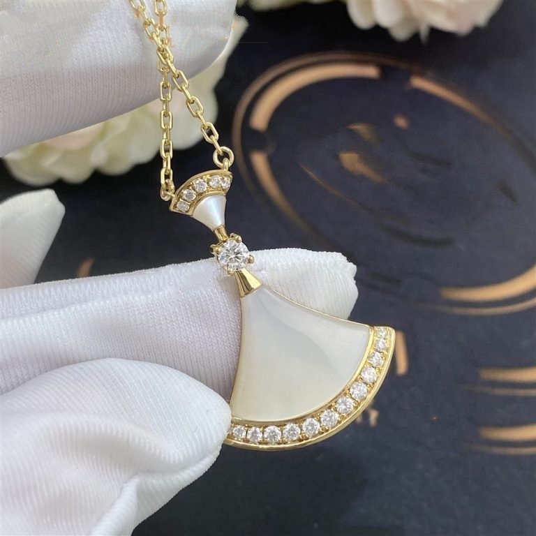 [BloomBling]DREAM NECKLACE MOP GOLD DIAMOND