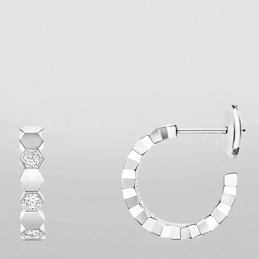 [BloomBling]Hollow Design Four-Leaf Clover Flower Shape Ring
