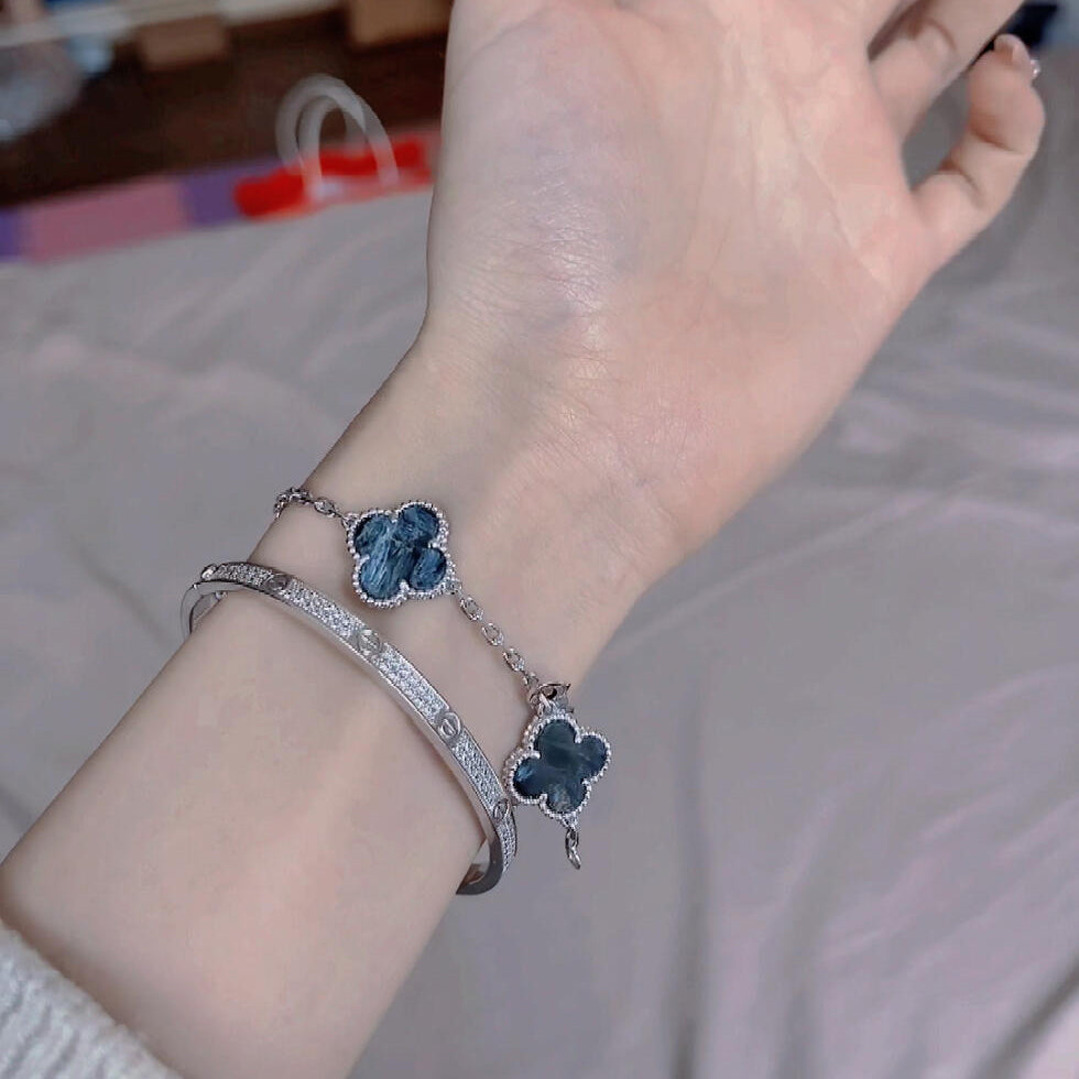 [BloomBling]CLOVER 5 MOTIF PIETERSITE SILVER BRACELET