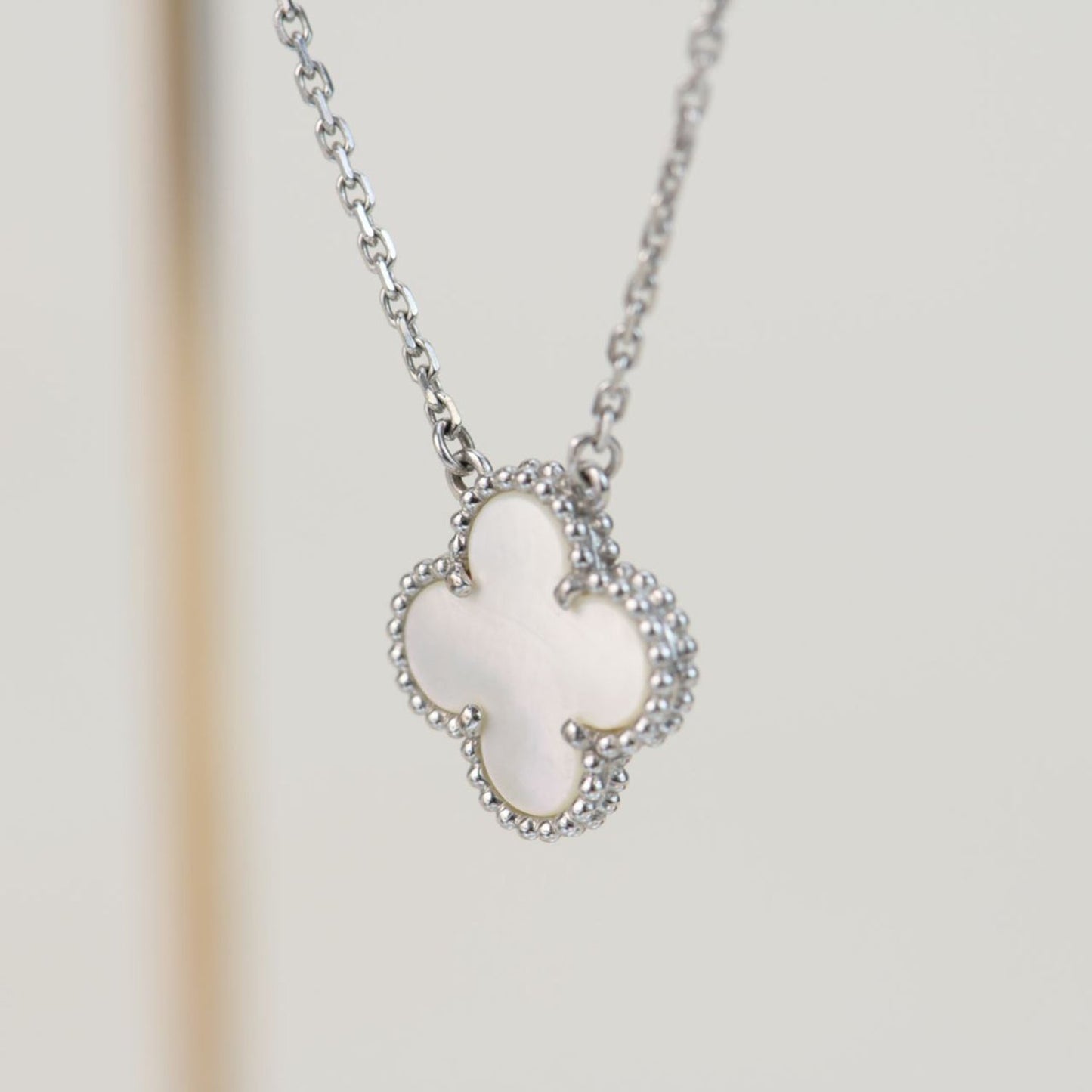 [BloomBling]CLOVER  15MM WHITE MOTHER-OF-PEARL SILVER