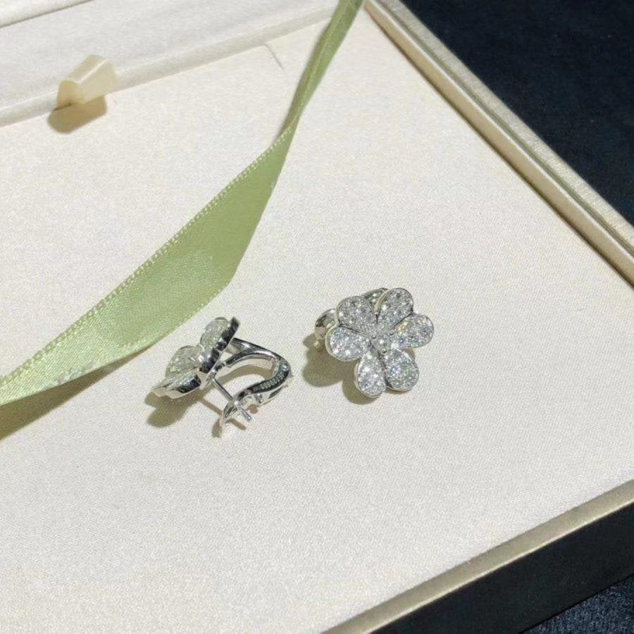 [BloomBling]FRIVOLE SILVER FLOWER DIAMOND EARRINGS