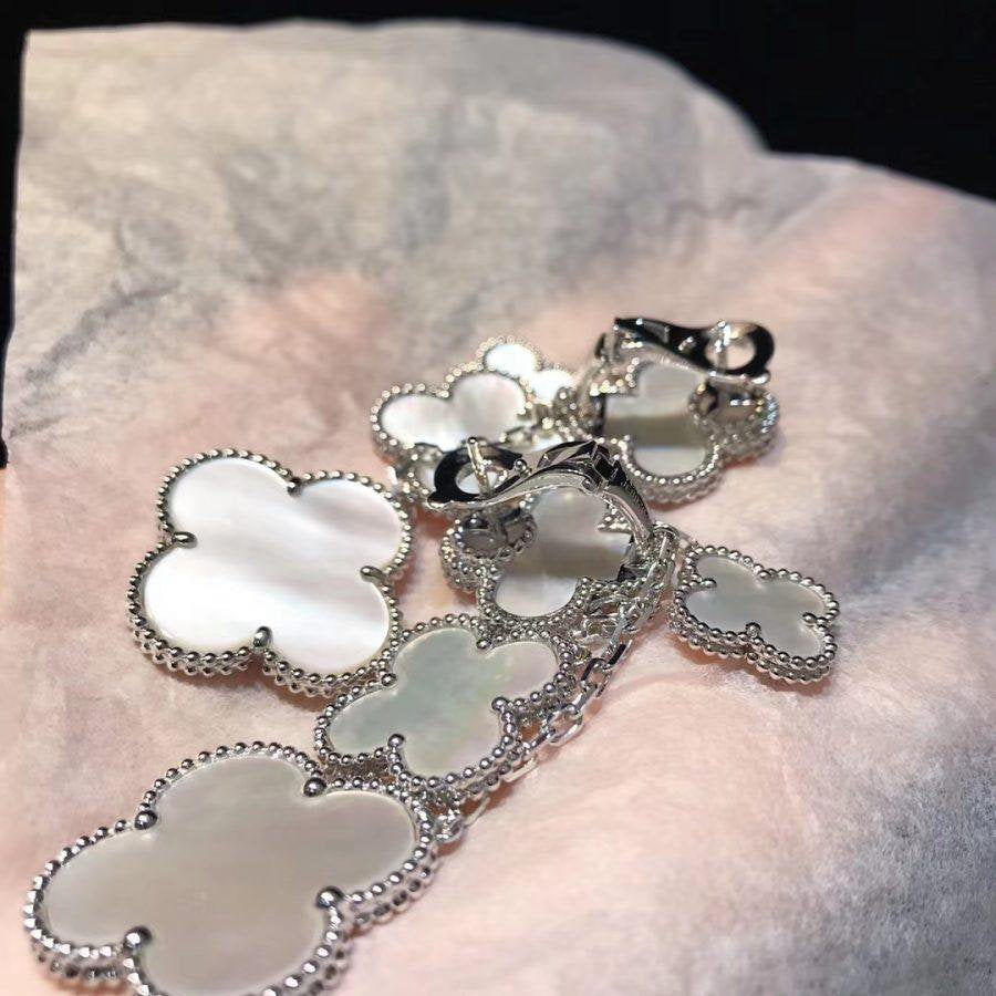 [BloomBling]CLOVER EARRINGS WHITE MOP 4 MOTIFS SILVER