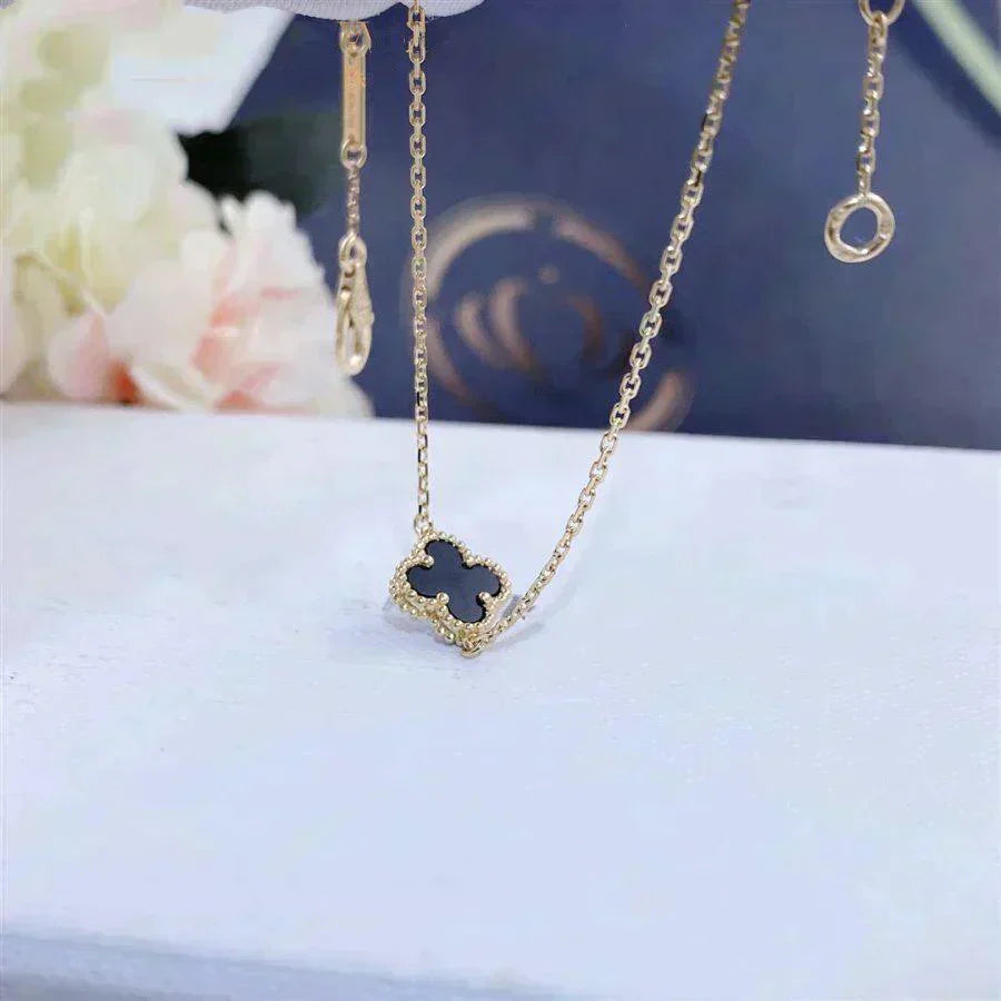 [BloomBling]CLOVER ONYX SINGLE FLOWER BRACELET