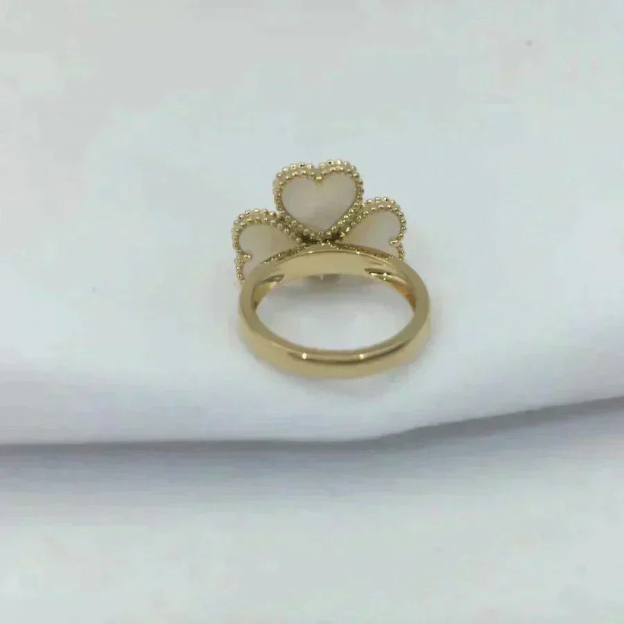 [BloomBling]SWEET CLOVER WHITE MOP RING