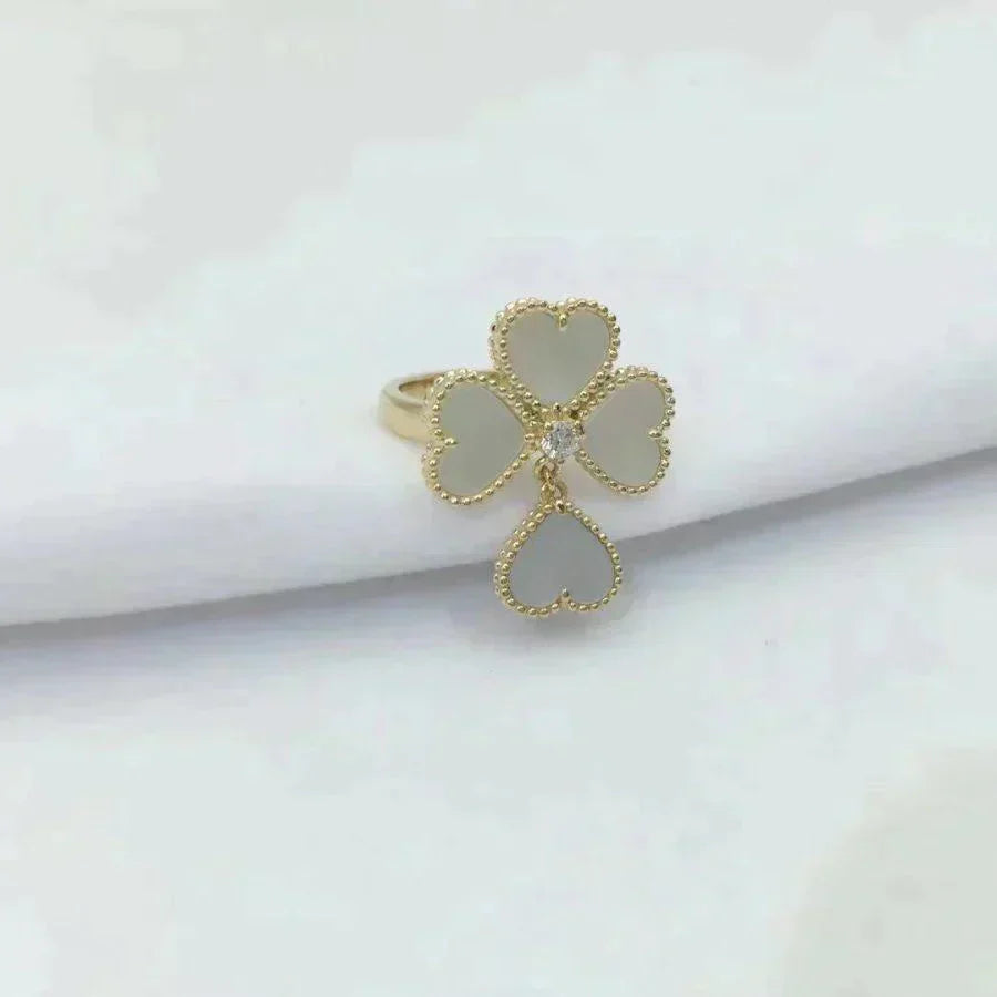 [BloomBling]SWEET CLOVER WHITE MOP RING