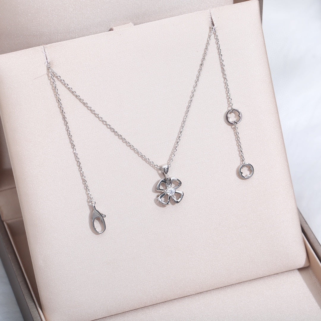 [BloomBling]FIOREVER NECKLACE DIAMOND CENTER